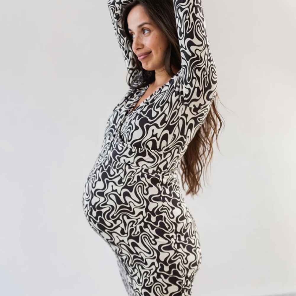 STORQ | Mellow Swirl Bodysuit & Pencil Skirt set